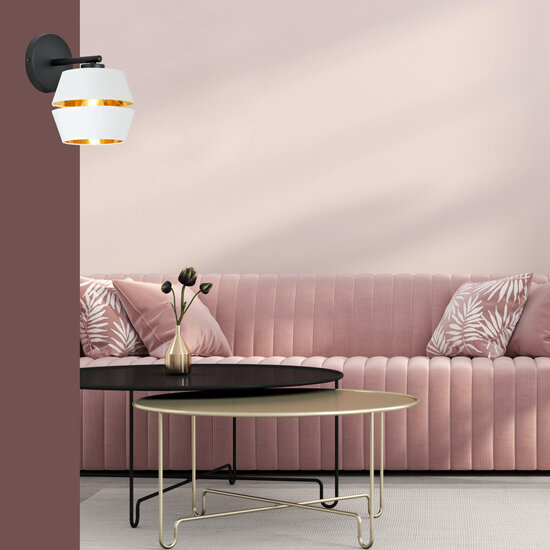 Applique noire avec E27 blanc doré à l'intérieur