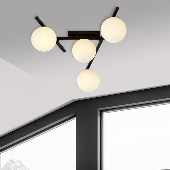 Wit glas en metaal plafondlamp met 4x E14 lamp
