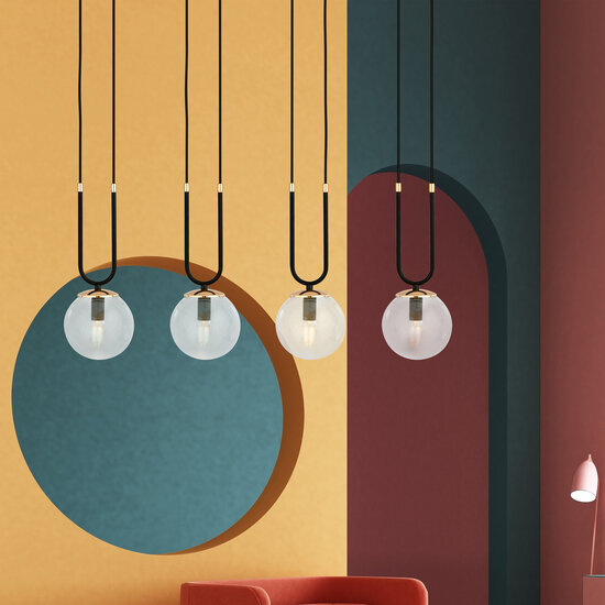 Aarhus 4 lampes noir avec verre transparent E14 grande suspension largeur 92 cm