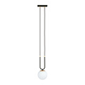 Emibig Emibig Aarhus 1 lampe E14 suspension noire et opale 15 cm de diamètre - Idéale pour les intérieurs modernes
