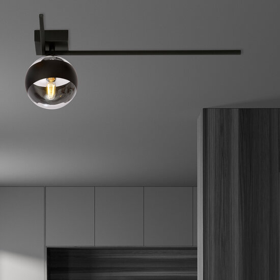 Lampe design élégante Roskilde pour plafond avec ampoule rayée E14