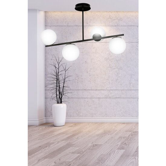 Odder zwarte 4 lamp hanglamp met melkwitte bollen E14