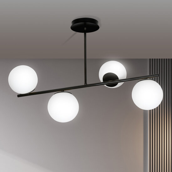 Lampe suspendue Odder noire à 4 lampes avec ampoules blanc laiteux E14