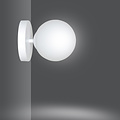 Odder witte wandlamp met 1 witte glazen bol E14