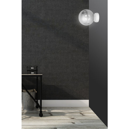 Stevns witte wandlamp bol in gefumeerd glas 1x E14