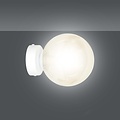 Emibig Emibig Stevns weiße Wandleuchte mit Kugel aus bernsteinfarbenem Glas 1x E14 - Ideal für eine warme Atmosphäre in Ihrem Zuhause