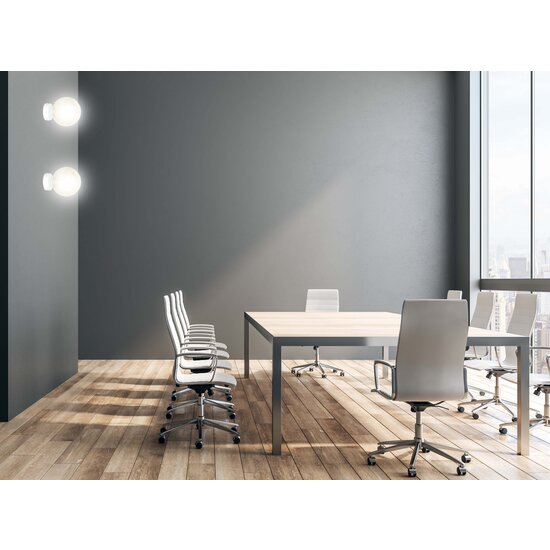 Stevns white wall lamp with sphere amber glass 1x E14