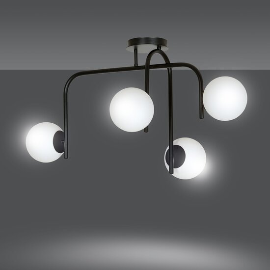 Plafonnier noir spécial Helsingfors avec bras courbés et 4x E14 dans une ampoule blanche