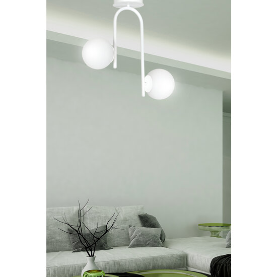 Helsinki curved white ceiling lamp with 2 glass white bulbs E14