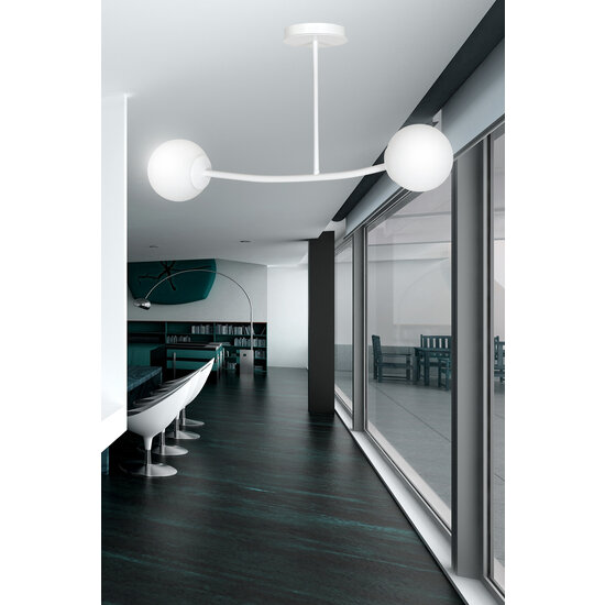 Lemvig small white curved hanging lamp with white glass balls E14