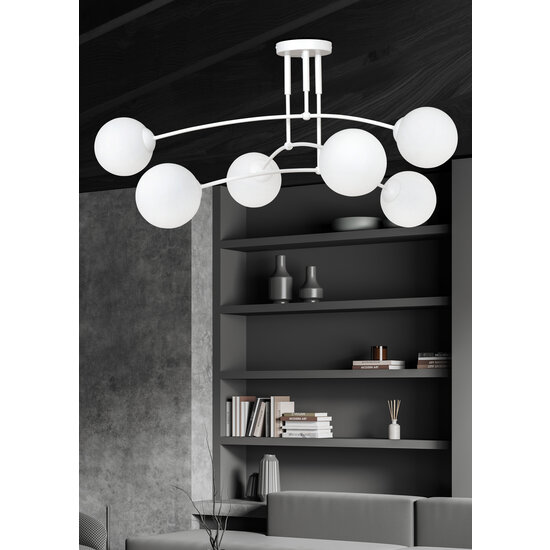 Plafonnier Lahti blanc triple courbé avec 6 ampoules E14 en verre blanc