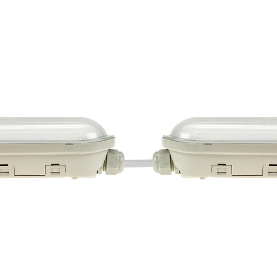 Iluminación estanca 52W 1,5m NW o CW 8900 lúmenes fácil de conectar