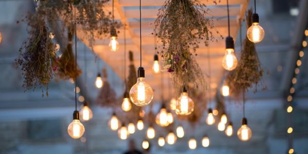 Create the Perfect Summer Evening: A Guide to Outdoor Lighting