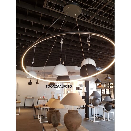 Fantasia ANNU LED ring pendant, white, diameter 120 cm, 64 W, 2240 lumens, 3000K warm white, dimmable
