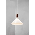 Pendelleuchte mit geölter FSC-zertifizierter Nussbaumplatte und Opalglasschirm, E27-Fassung (Leuchtmittel nicht enthalten), dimmbar, Höhe 24,5 cm