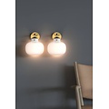 Wandlamp opaalwit glas met witte textielkabel, E27 fitting, IP20, hoogte 25,7 cm, diameter 20 cm