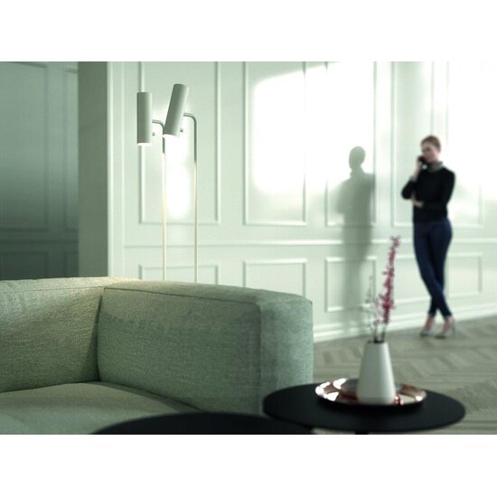 Nordlux lampadaire scandinave blanc, fin et orientable, hauteur 141cm, abat-jour Ø6cm, douille GU10