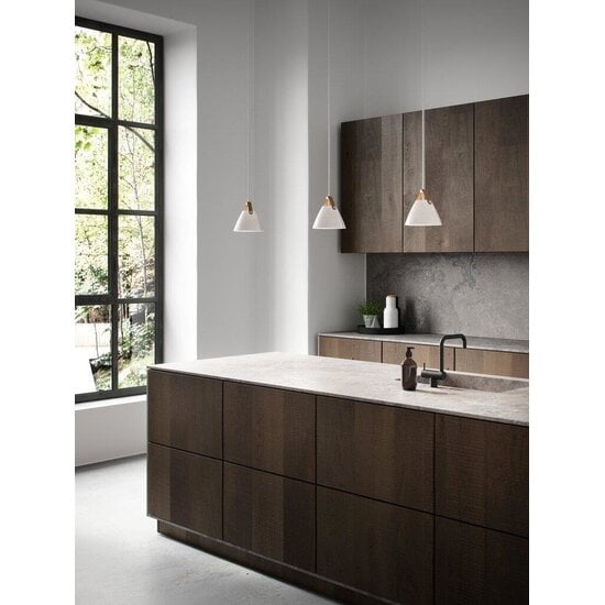 Suspension scandinave blanche avec détails en cuir, douille GU10 max 40W, dimmable, câble textile 300 cm, IP20