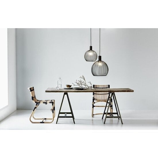 Pendelleuchte aus gebogenem Metalldraht in Schwarz, E27-Fassung, Durchmesser 40 cm, Höhe 45,5 cm, dimmbar mit passender Lampe