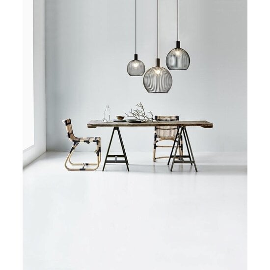 Gebogene Metalldraht-Pendelleuchte schwarz, E27-Fassung (Leuchtmittel nicht inbegriffen), Ø50 cm, Höhe 54,5 cm, Kabel 300 cm
