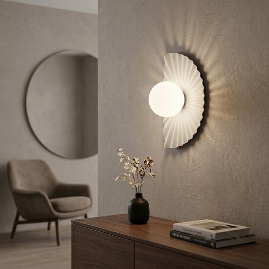 Emibig Emibig FLORA K1 WHITE OPAL - Modern wall lamp for stylish lighting
