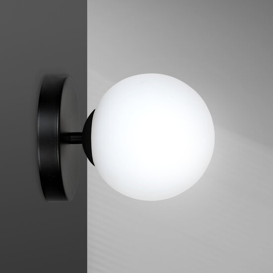 Emibig Emibig Aplique de pared negra Odder con 1 bombilla de vidrio blanco E14 - Perfecto para una iluminación elegante