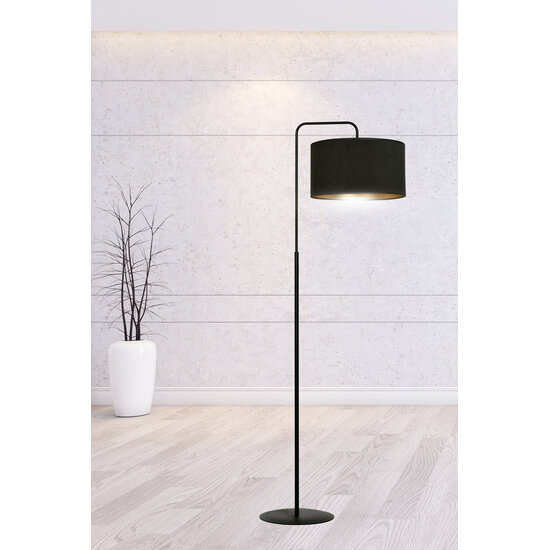 Emibig Emibig Lámpara de pie Middelfart curva negra redonda 1x E27 - Crea un ambiente acogedor en tu hogar