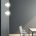 Emibig Emibig Stevns weiße Wandleuchte mit Kugel aus bernsteinfarbenem Glas 1x E14 - Ideal für eine warme Atmosphäre in Ihrem Zuhause