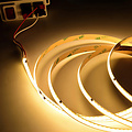 Homelighting SE-COB9-3K-220V STRIP,240pcs/m, 9w/m, 220V,3000K IP20,8mm,Cut 10cm,Price/m - Idéal pour créer une atmosphère chaleureuse dans n'importe quel espace