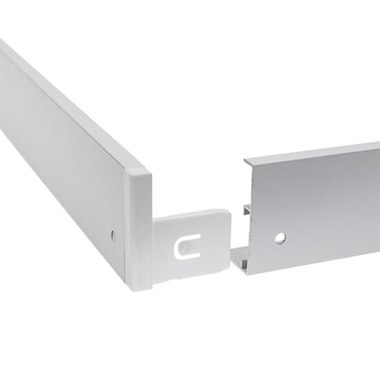 Spectrum LED FRAME TO MOUNTED FIXTURE SURFACE LUMINAIRE ALGINE 300X1200MM - Idéal pour des solutions d'éclairage modernes