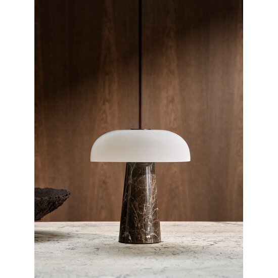 Nordlux Glossy Mini Portable - Una lámpara de mesa portátil elegante para cualquier espacio