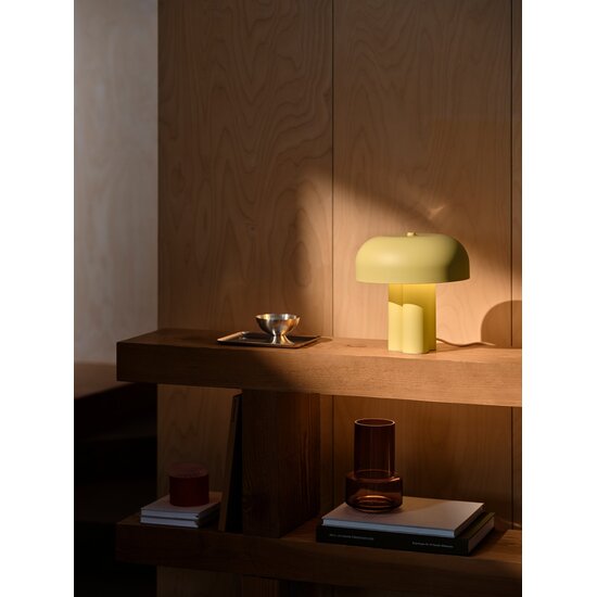 Nordlux Sandro | Lámpara de mesa | Amarillo - Diseño escandinavo para cualquier espacio