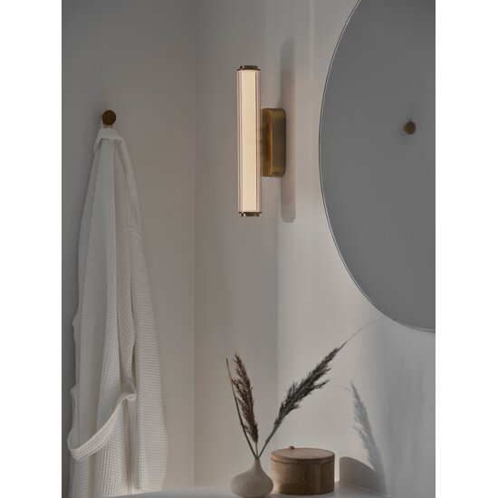 Nordlux Virelle 32 - Aplique de Pared de Latón para Iluminación Acogedora