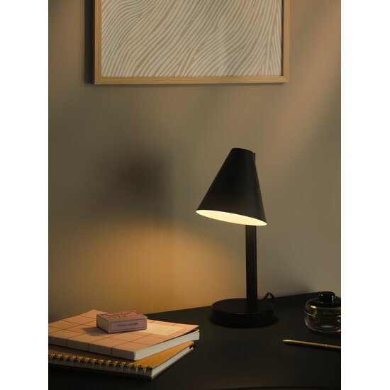 Nordlux Wilmer - Tischlampe - Minimalistisches Design mit USB-C-Anschluss