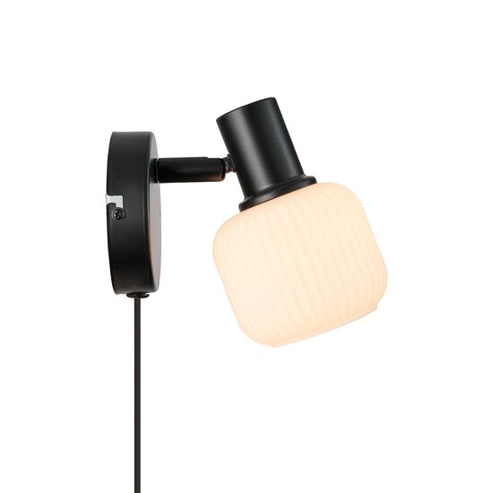 Nordlux Milford Mini - Aplique de pared elegante para una iluminación acogedora