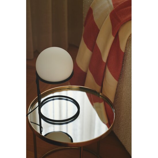 Nordlux Wilson | Lámpara de mesa | Negra - Crea un ambiente acogedor en tu hogar