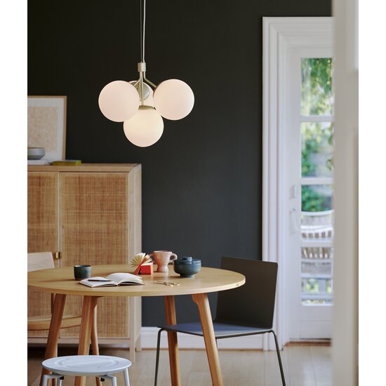 Nordlux Ivona 4-Spot - Pendant - Brass - Modern pendant lamp for a luxurious ambiance