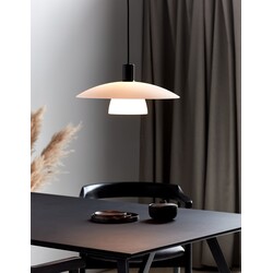 Verona | Pendant | Black