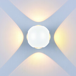 LED Wall Light Round 4 Diods White Body