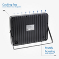 Optonica LED Flood Light with Solar Panel - Iluminación exterior sostenible