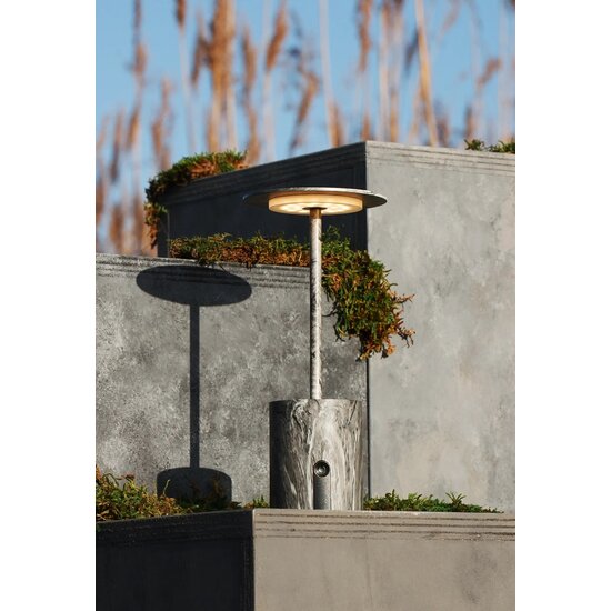 Fantasia Poppy lámpara de mesa LED, recargable, 2W 180 lúmenes, 3000K blanco cálido, regulable, IP44 gris mármol