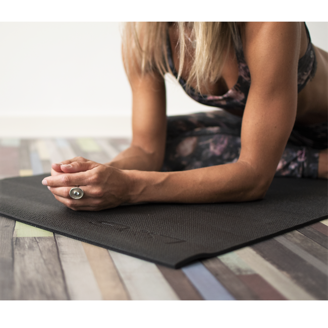 Extra Thick Yoga Mat │Black │ 6mm │ Anti-Slip