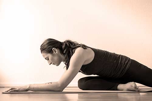 Yin Yoga for beginners & a lesson in Yin & Yang - Yogashop