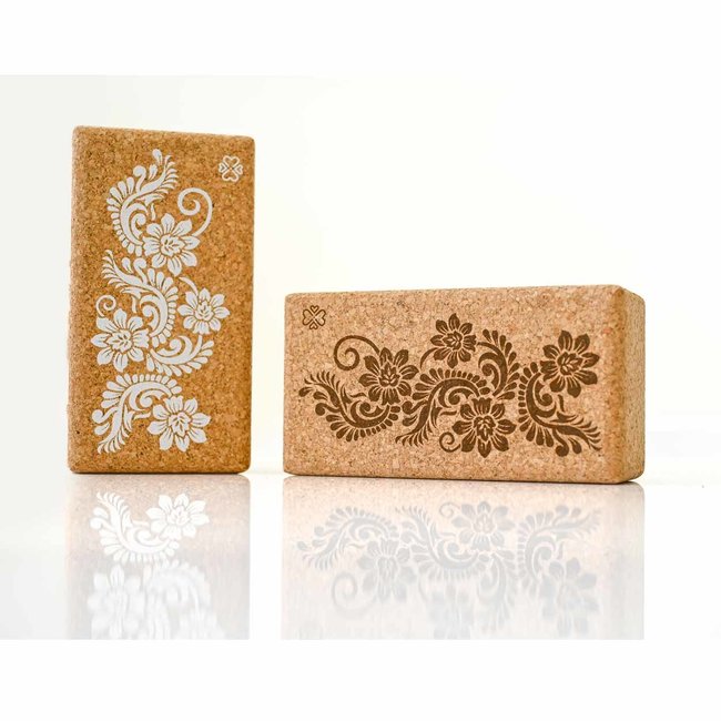 Eco Yoga Block | Cork  | Made in EU | White Flower Print