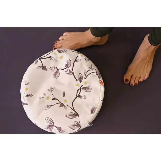 Meditation Cushion │Round │ Cotton & Buckwheat Filling │ Field Flowers