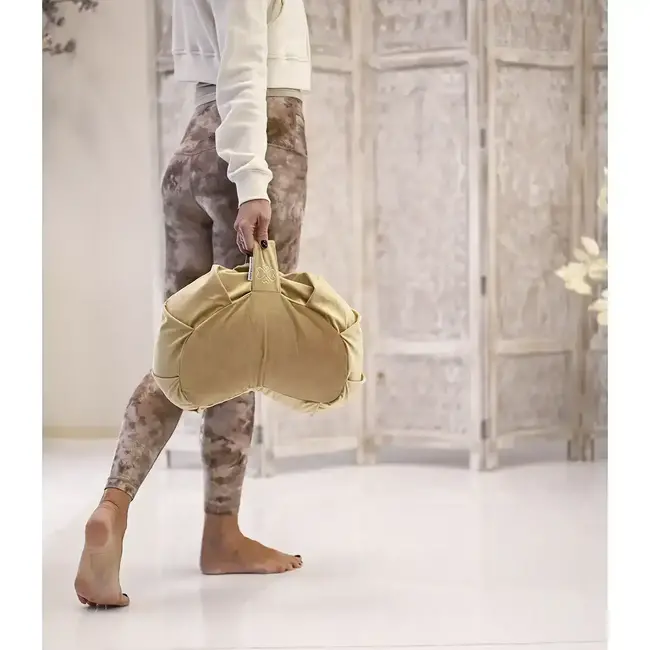 Meditatiekussen │ Halve Maan│ Fluweel met Boekweitvulling │ Goud