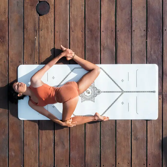 Liforme Yoga Mat - 4mm - White with Gold print