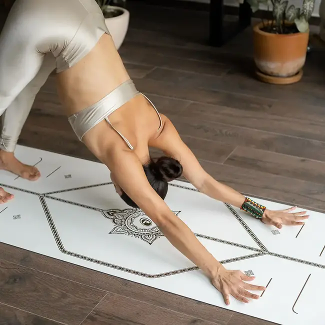 Liforme Yoga Mat - 4mm - White with Gold print