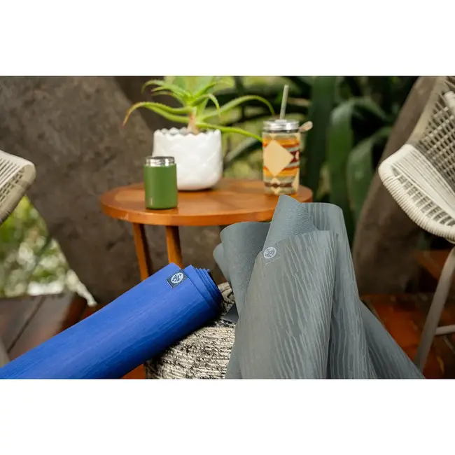 eKO Lite 3.0 Yoga Mat - 4mm - Charcoal