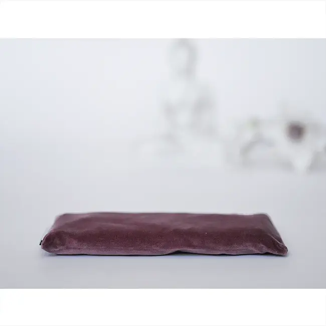Samt-Augenkissen mit Lavendel- Wild Plum